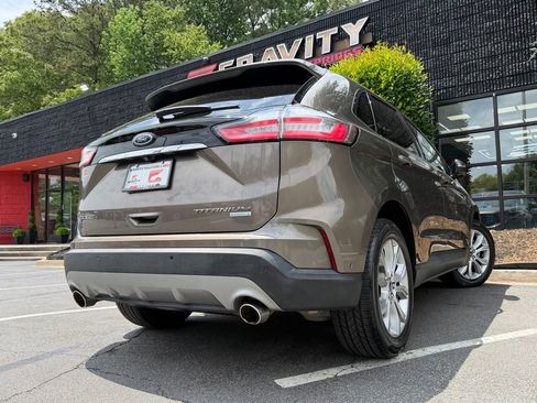 Used 2019 Ford Edge Titanium w/ Equipment Group 301A FWD image 13