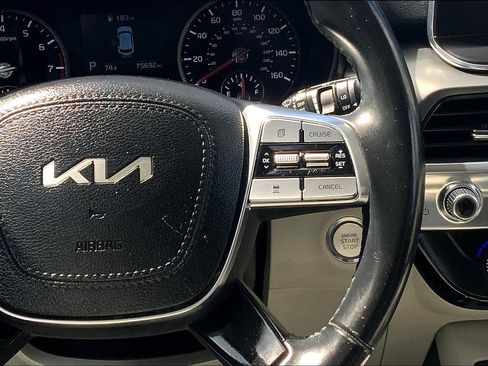 Used 2022 Kia Telluride S image 21