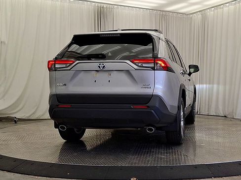 Used 2023 Toyota RAV4 XLE w/ Convenience Package AWD/4WD image 8