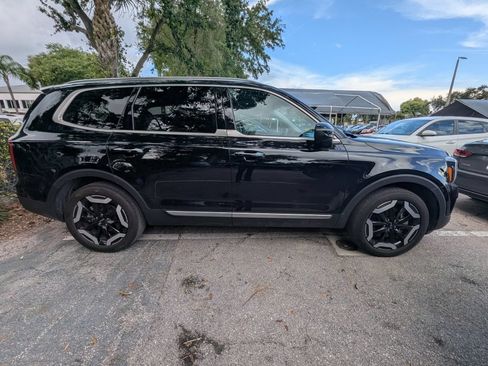 Used 2024 Kia Telluride S w/ S Sunroof Package FWD image 7