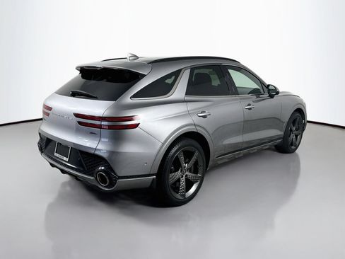 Used 2023 Genesis GV70 2.5T w/ Sport Prestige Package AWD/4WD image 9