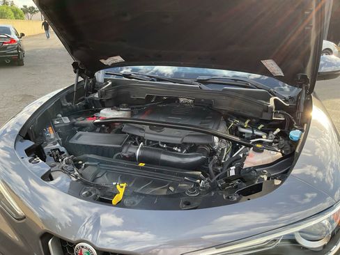 Used 2019 Alfa Romeo Stelvio RWD image 24