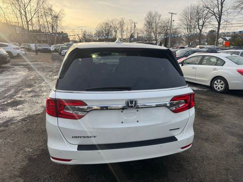 Used 2018 Honda Odyssey Touring image 11