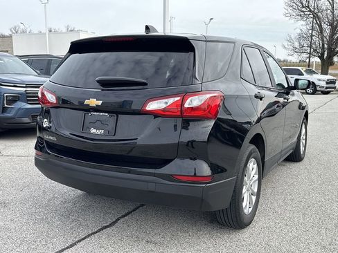 Used 2021 Chevrolet Equinox LS w/ LS Convenience Package image 8