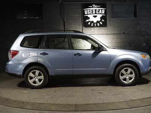Used 2011 Subaru Forester 2.5X w/ Alloy Wheel Value Pkg AWD/4WD image 7
