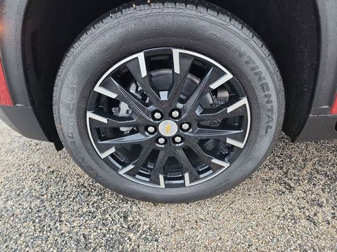 New 2026 Chevrolet Traverse LT w/ Sun and Wheel Package image 10
