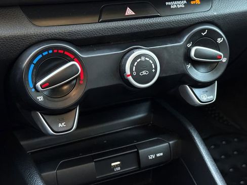 Used 2021 Kia Rio S image 25