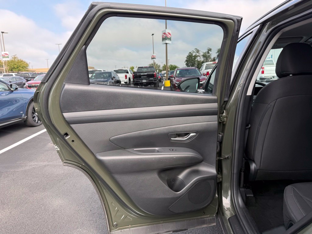Used 2026 Hyundai Tucson SEL Plus AWD/4WD image 14