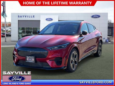 Used 2022 Ford Mustang Mach-E GT image 1