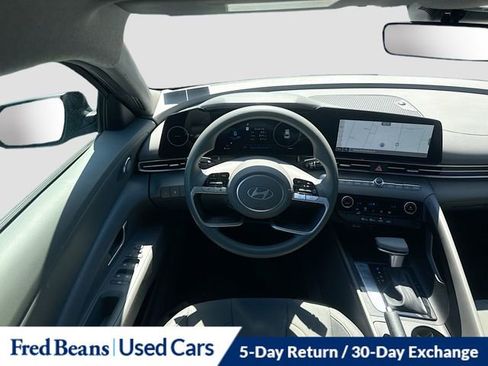 Used 2024 Hyundai Elantra SEL FWD image 29