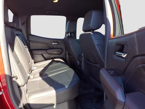 Used 2023 Chevrolet Colorado LT w/ LT Convenience Package III image 13