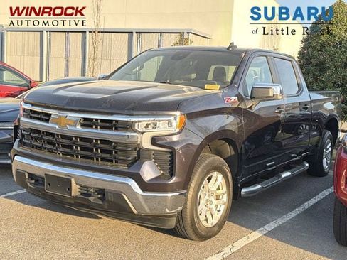 Used 2022 Chevrolet Silverado 1500 LT image 1