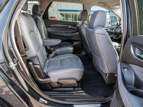 Used 2021 Buick Enclave Essence FWD image 40