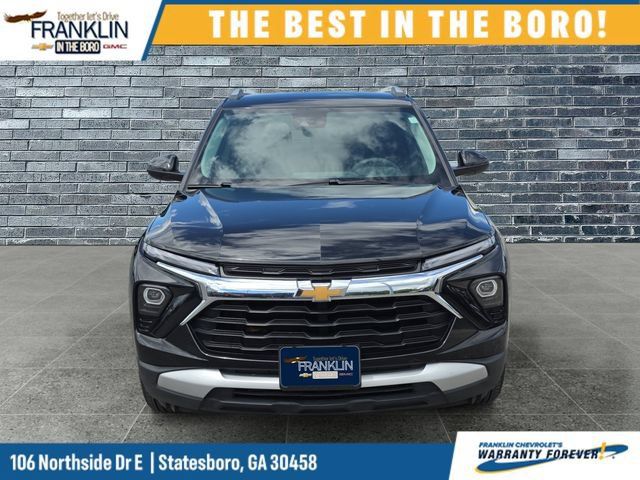 Used 2025 Chevrolet TrailBlazer LT AWD/4WD image 9