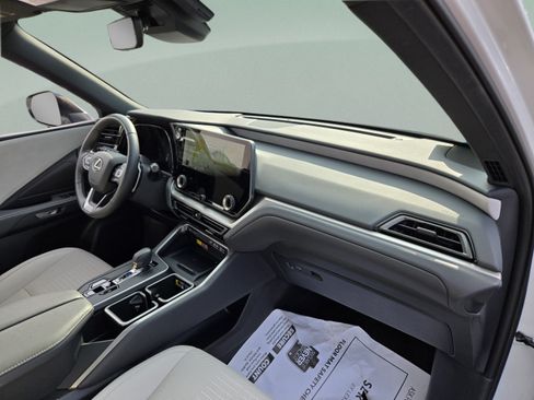 Certified 2025 Lexus TX 350 FWD w/ Technology Package image 27