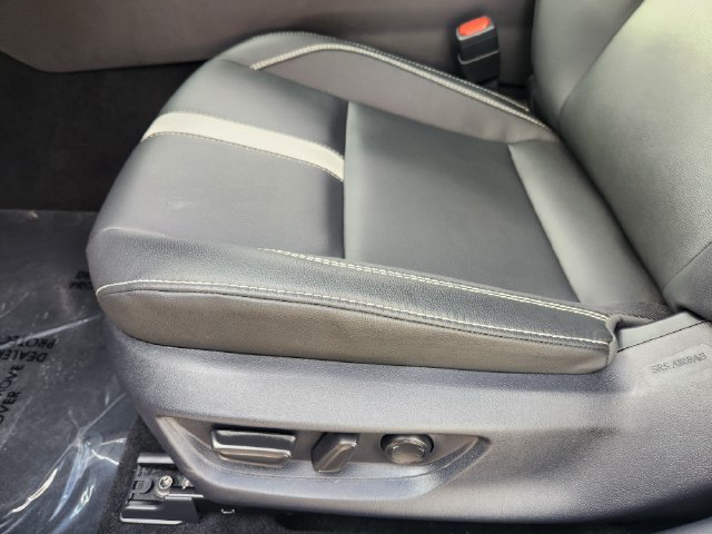 Used 2026 Toyota Camry SE w/ Convenience Package FWD image 25
