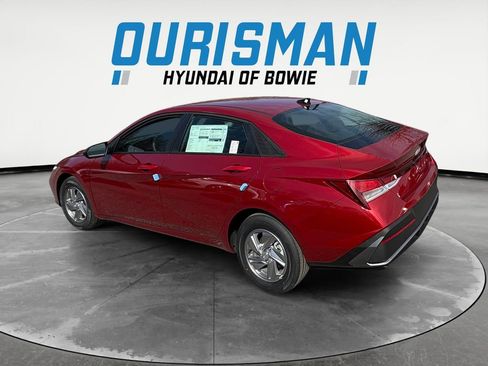 New 2026 Hyundai Elantra SE w/ Cargo Package FWD image 4