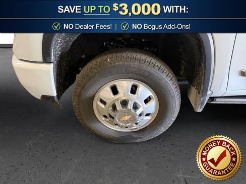 Used 2026 Chevrolet Silverado 3500 High Country w/ High Country Premium Package AWD/4WD image 13
