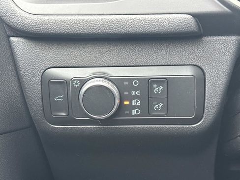 Used 2021 Ford Escape SE w/ Convenience Package image 25