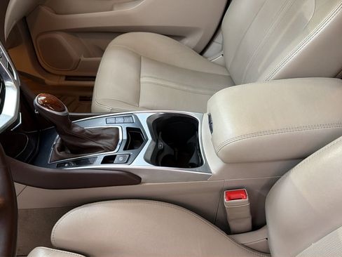 Used 2014 Cadillac SRX Luxury w/ Driver Awareness Package image 27