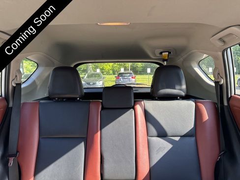 Used 2013 Toyota RAV4 Limited AWD/4WD image 19