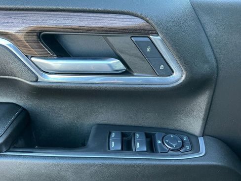 Used 2024 Chevrolet Silverado 1500 LT image 19