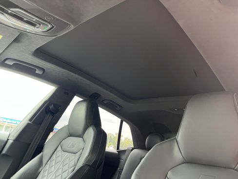 Used 2020 Audi SQ8 Prestige AWD/4WD image 33