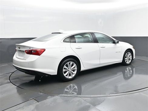 Used 2024 Chevrolet Malibu LT image 21
