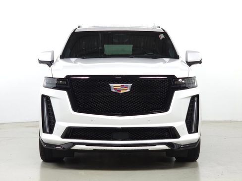 Used 2023 Cadillac Escalade ESV V AWD/4WD image 11