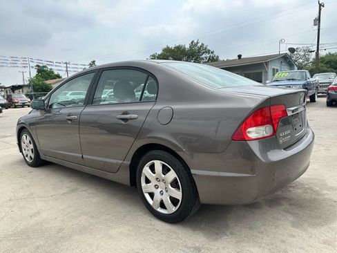 Used 2010 Honda Civic LX image 4