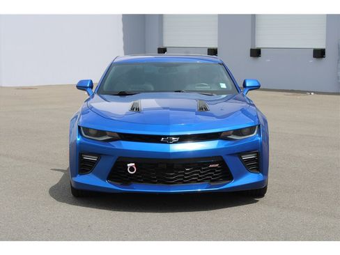 Used 2016 Chevrolet Camaro SS RWD image 5