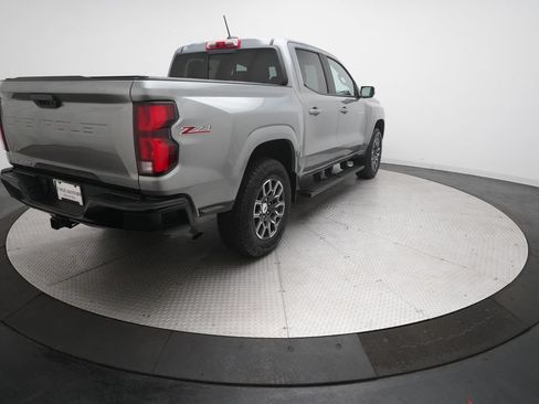 Used 2024 Chevrolet Colorado Z71 w/ Z71 Convenience Package 2 AWD/4WD image 34