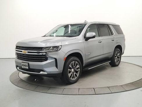 Used 2023 Chevrolet Tahoe LT w/ Luxury Package RWD image 4