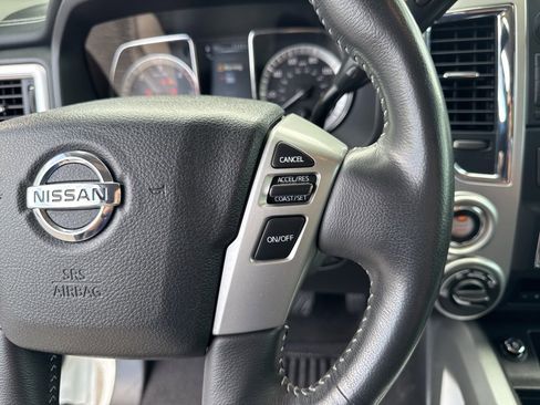 Used 2018 Nissan Titan PRO-4X w/ Pro-4x Convenience Package image 59