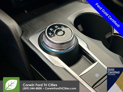 Used 2025 Ford Escape Platinum image 10