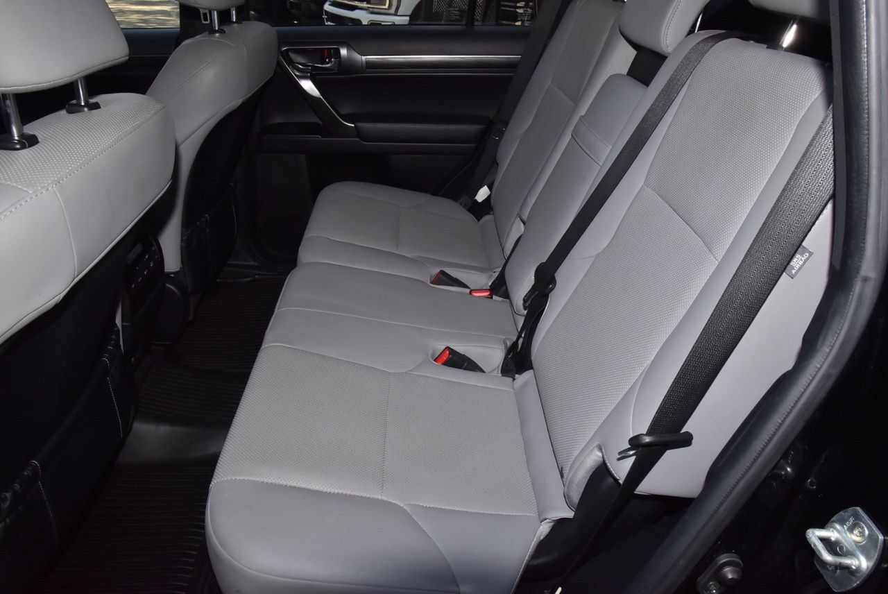 Used 2023 Lexus GX 460 w/ Black Line Special Edition AWD/4WD image 14