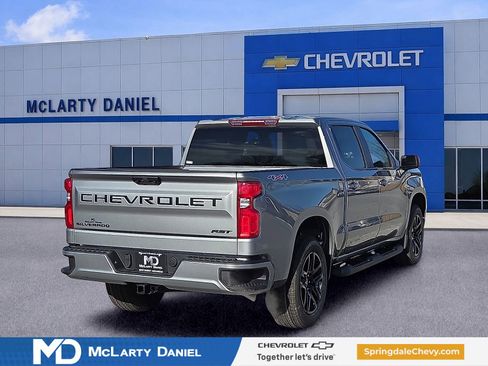 New 2026 Chevrolet Silverado 1500 RST w/ LPO, Dark Essentials Package AWD/4WD image 5