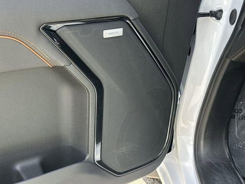 Used 2025 GMC Sierra 1500 AT4 image 23