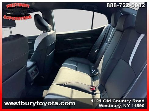 Used 2026 Toyota Camry SE w/ Convenience Package FWD image 15