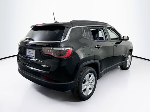 Used 2022 Jeep Compass Latitude AWD/4WD image 5