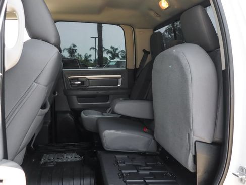 Used 2014 RAM 3500 Big Horn AWD/4WD image 46