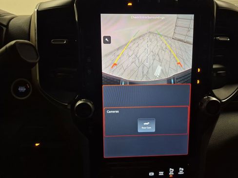 Used 2024 RAM 2500 Laramie w/ Safety Group image 15