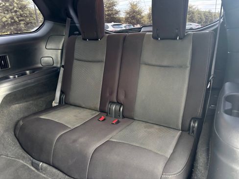 Used 2020 Nissan Pathfinder S FWD image 15