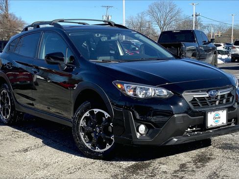 Certified 2023 Subaru Crosstrek 2.0i Premium image 2