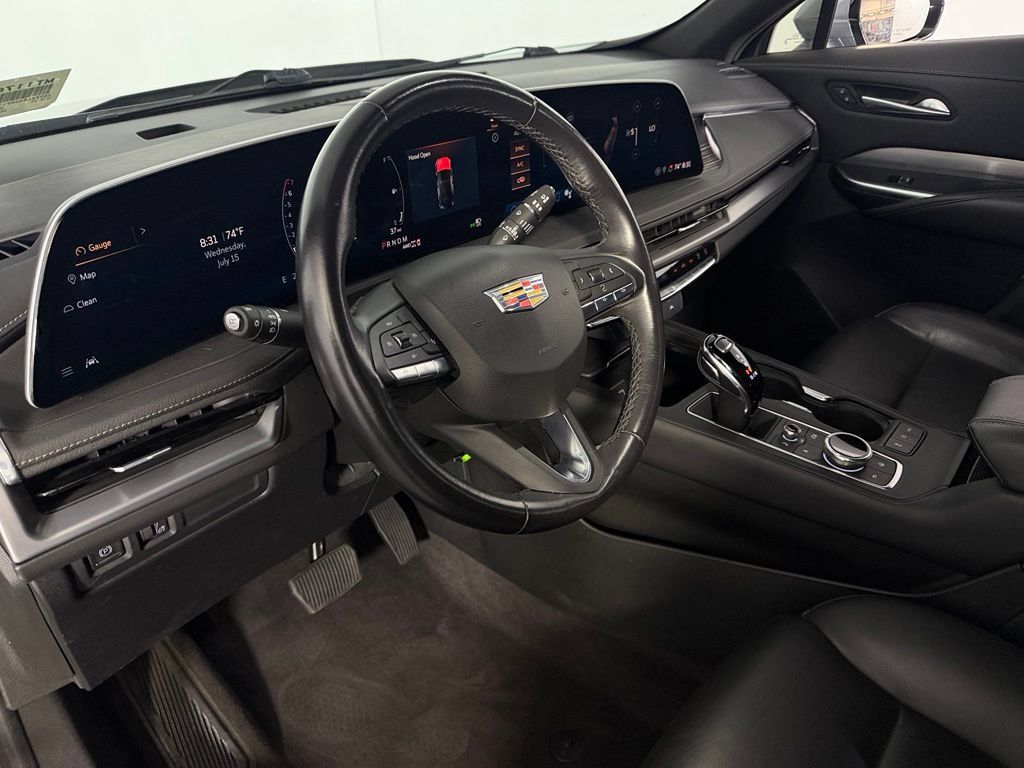 Used 2024 Cadillac XT4 Premium Luxury AWD/4WD image 20
