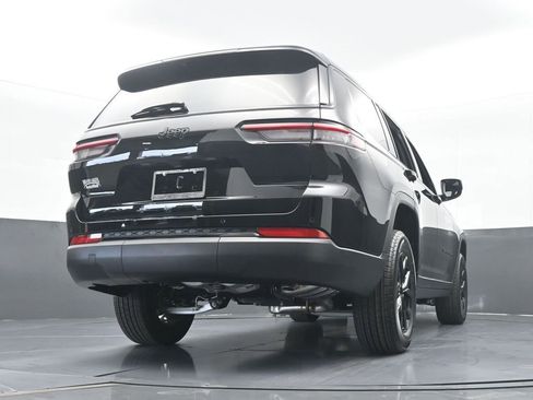 New 2025 Jeep Grand Cherokee L Altitude image 54