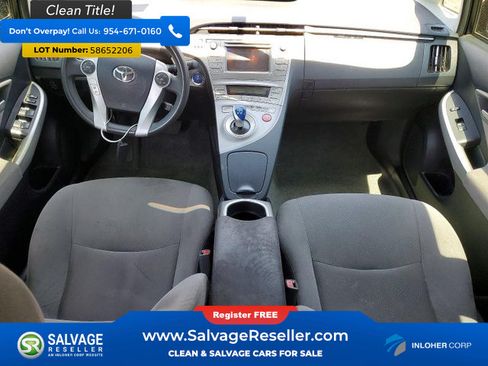 Used 2014 Toyota Prius Two FWD image 11