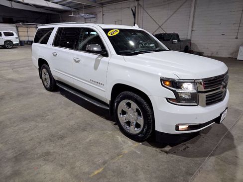 Used 2016 Chevrolet Suburban LTZ AWD/4WD image 18
