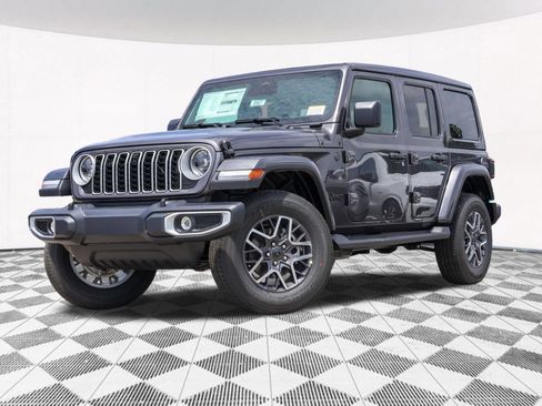 New 2026 Jeep Wrangler Unlimited Sahara AWD/4WD image 2