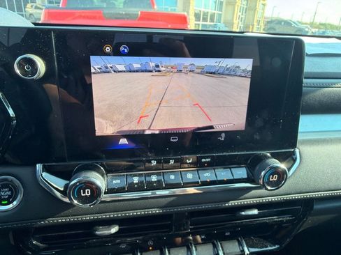 Used 2023 Chevrolet Colorado LT w/ LT Convenience Package RWD image 23